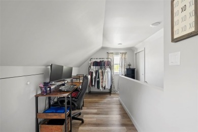 Wow! If you are looking for an absolute move in ready level on The Club At Shadow Lakes in Pennsylvania - for sale on GolfHomes.com, golf home, golf lot