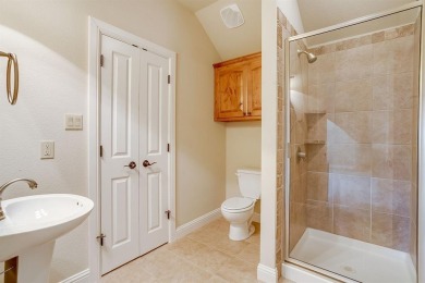 Pecan Plantation One owner custom built home. Beautifully on Pecan Plantation Country Club in Texas - for sale on GolfHomes.com, golf home, golf lot