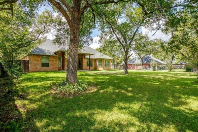 Pecan Plantation One owner custom built home. Beautifully on Pecan Plantation Country Club in Texas - for sale on GolfHomes.com, golf home, golf lot