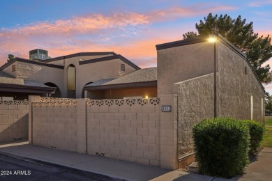 This beautifully updated 2-bedroom, 2-bath townhome is located on Bellaire Golf Club in Arizona - for sale on GolfHomes.com, golf home, golf lot