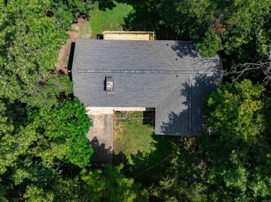 Stunning Home on the South Golf Course in Cherokee Village.This on Cherokee Village North Course in Arkansas - for sale on GolfHomes.com, golf home, golf lot