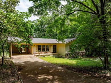 Stunning Home on the South Golf Course in Cherokee Village.This on Cherokee Village North Course in Arkansas - for sale on GolfHomes.com, golf home, golf lot