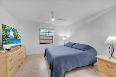 Embrace coastal dwelling in this fully updated condo, ideally on Jupiter Dunes Golf Course in Florida - for sale on GolfHomes.com, golf home, golf lot