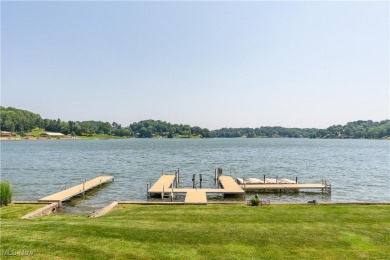 Lakefront cottage offers the perfect blend of cozy charm and on Lake Mohawk Golf Club in Ohio - for sale on GolfHomes.com, golf home, golf lot