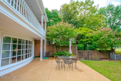 Make your appointment today to tour this beautiful townhouse in on Hunting Creek Country Club in Kentucky - for sale on GolfHomes.com, golf home, golf lot