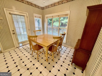 Welcome to 100 Goldfinch Circle-an all-brick ranch-style home on Turtle Cove Golf Course in Georgia - for sale on GolfHomes.com, golf home, golf lot