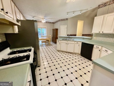 Welcome to 100 Goldfinch Circle-an all-brick ranch-style home on Turtle Cove Golf Course in Georgia - for sale on GolfHomes.com, golf home, golf lot