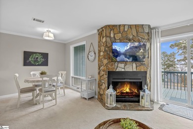 Welcome to 20D Hartwell Villas, a 2nd-floor, 3-bedroom, 2-bath on Stone Creek Cove Golf Course in South Carolina - for sale on GolfHomes.com, golf home, golf lot