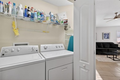 Under contract-accepting backup offers. CUTE AS A BUTTON on Meadow Oaks Golf and Country Club in Florida - for sale on GolfHomes.com, golf home, golf lot