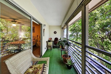 BEAUTIFUL 1 BEDRM-1+1/2 BATHRMS WITH INSIDE WASHER & DRYER on Wynmoor Golf Course in Florida - for sale on GolfHomes.com, golf home, golf lot