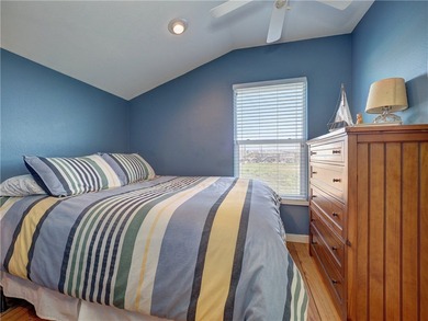 Attractive four bedrooms, 3.5 baths, free standing condo located on Palmilla Beach Golf Club in Texas - for sale on GolfHomes.com, golf home, golf lot