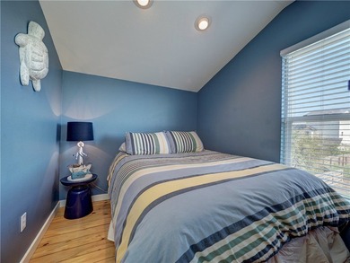 Attractive four bedrooms, 3.5 baths, free standing condo located on Palmilla Beach Golf Club in Texas - for sale on GolfHomes.com, golf home, golf lot