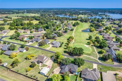 Stunning home, remodeled in 2023, situated on a .684 acre lot on Lake Kiowa Golf Course in Texas - for sale on GolfHomes.com, golf home, golf lot