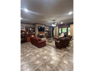 Beautiful home in coveted Pecan Plantation.  Open floor plan on Pecan Plantation Country Club in Texas - for sale on GolfHomes.com, golf home, golf lot