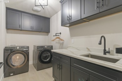Open House Sat 9/13 from 11a-2p! Live Your Best Life in This on  in Oregon - for sale on GolfHomes.com, golf home, golf lot