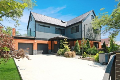 Welcome to this stunning new luxury home in the heart of Fresh on Kissena Park Golf Course in New York - for sale on GolfHomes.com, golf home, golf lot
