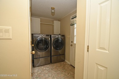 Move into the Village at Calabash and make this home shine on Thistle Golf Club in North Carolina - for sale on GolfHomes.com, golf home, golf lot