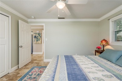 Meticulously maintained 2 bed, 2 bath Dunedin home featuring a on The Dunedin Country Club in Florida - for sale on GolfHomes.com, golf home, golf lot