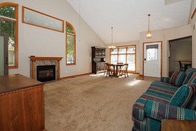 Don't miss this rare opportunity to move into a one-owner, 3 on Ironwood Golf Course in Illinois - for sale on GolfHomes.com, golf home, golf lot