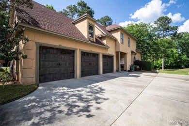 EXCEPTIONAL custom built home in Wynlakes on Wynchase Circle! on Wynlakes Golf and Country Club in Alabama - for sale on GolfHomes.com, golf home, golf lot