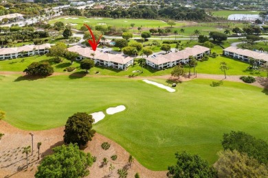 Beautifully renovated 3-bedroom, 2-bath first-floor residence on Quail Ridge Golf Course and Country Club in Florida - for sale on GolfHomes.com, golf home, golf lot