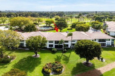Beautifully renovated 3-bedroom, 2-bath first-floor residence on Quail Ridge Golf Course and Country Club in Florida - for sale on GolfHomes.com, golf home, golf lot