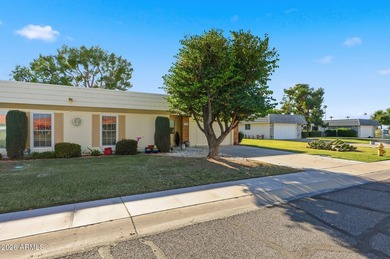 Welcome To The D301 Gemini Twin Home, Gracefully Positioned On A on Sun City-Willow Creek / Willow Brook  in Arizona - for sale on GolfHomes.com, golf home, golf lot