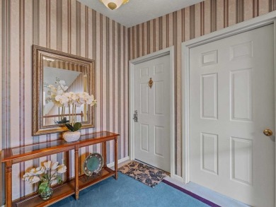Newly updated top floor condo in Quail Ridge! Recently updated on Owensboro Country Club in Kentucky - for sale on GolfHomes.com, golf home, golf lot