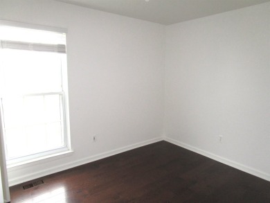 Welcome to this newly renovated, move-in ready condo in St on St. Clair Shores Country Club in Michigan - for sale on GolfHomes.com, golf home, golf lot