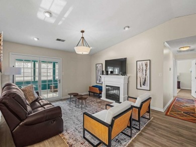 Newly updated top floor condo in Quail Ridge! Recently updated on Owensboro Country Club in Kentucky - for sale on GolfHomes.com, golf home, golf lot