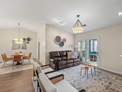 Newly updated top floor condo in Quail Ridge! Recently updated on Owensboro Country Club in Kentucky - for sale on GolfHomes.com, golf home, golf lot