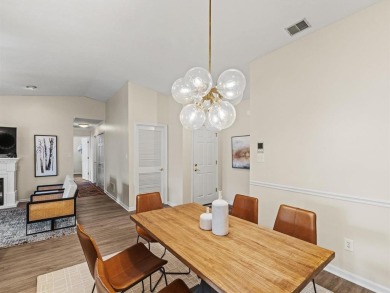 Newly updated top floor condo in Quail Ridge! Recently updated on Owensboro Country Club in Kentucky - for sale on GolfHomes.com, golf home, golf lot
