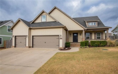 Welcome to 805 Sloane Square, a meticulously maintained on Shadow Valley Country Club in Arkansas - for sale on GolfHomes.com, golf home, golf lot