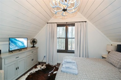 Charming Bungalow Cabin in Gated Big Canoe - Fully Furnished & on Big Canoe Golf Club - Cherokee in Georgia - for sale on GolfHomes.com, golf home, golf lot