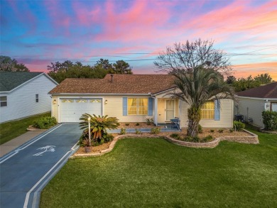 PRIVACY IN REAR of this Charming Turn-Key Home in the Village of on Oakleigh Executive Golf Course in Florida - for sale on GolfHomes.com, golf home, golf lot