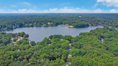 Enjoy lake views of St. George from this beautifully updated 1 on Druid Hills Golf Club in Tennessee - for sale on GolfHomes.com, golf home, golf lot