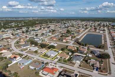 **TURNKEY** MOVE-IN READY HOME IN GARDENS OF GULF COVE - Located on Duffys Golf Center in Florida - for sale on GolfHomes.com, golf home, golf lot