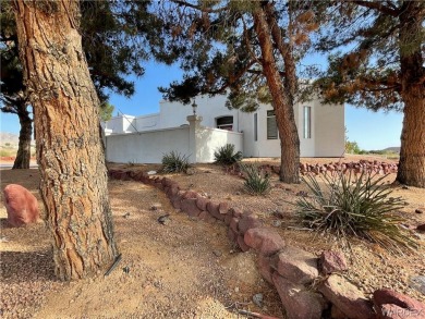 Gorgeous 3 bedroom/ 3 bathroom home that features 2,074 sqft of on Valle Vista Golf Course in Arizona - for sale on GolfHomes.com, golf home, golf lot