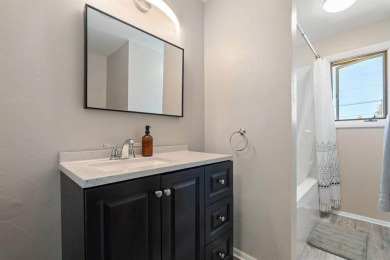 Don't miss this great investment opportunity! Duplex with lots on American Falls Golf Course in Idaho - for sale on GolfHomes.com, golf home, golf lot