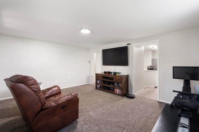 Don't miss this great investment opportunity! Duplex with lots on American Falls Golf Course in Idaho - for sale on GolfHomes.com, golf home, golf lot