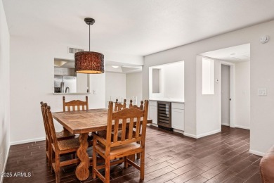 Single-level, move-in ready Townhouse with desirable split floor on McCormick Ranch Golf Club in Arizona - for sale on GolfHomes.com, golf home, golf lot