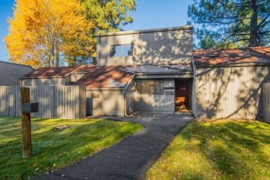 Highly desirable location on the Great Meadow, Meadows Golf on Sunriver Woodlands Golf Course in Oregon - for sale on GolfHomes.com, golf home, golf lot