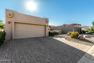 Lovely Cimmaron floor plan in sought after Palo Verdee into this on Palo Verde Golf and Country Club in Arizona - for sale on GolfHomes.com, golf home, golf lot