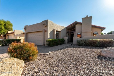 Lovely Cimmaron floor plan in sought after Palo Verdee into this on Palo Verde Golf and Country Club in Arizona - for sale on GolfHomes.com, golf home, golf lot