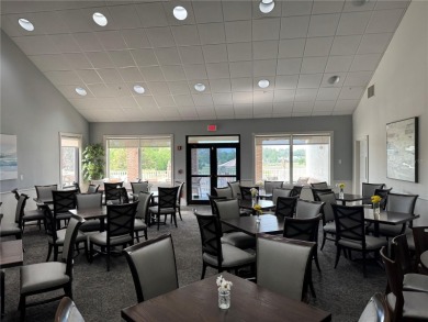 SELLER SAYS BRING OFFER!!  FANTASTIC MOVE IN READY HOME with on Heritage Pines Country Club in Florida - for sale on GolfHomes.com, golf home, golf lot