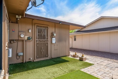 Welcome to your ideal retirement home in Sun City West! This on Deer Valley Golf Course in Arizona - for sale on GolfHomes.com, golf home, golf lot