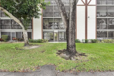 Totally renovated condo from top to bottom. No expense spared on Marina Lakes Golf Course in Florida - for sale on GolfHomes.com, golf home, golf lot