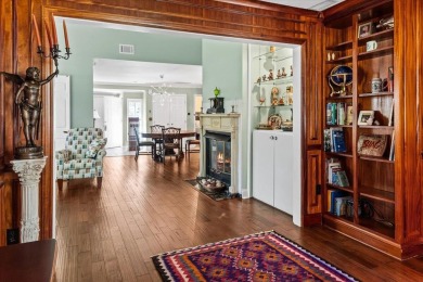Well maintained single story townhome with a garage and walking on Shadowmoss Plantation Golf Club in South Carolina - for sale on GolfHomes.com, golf home, golf lot