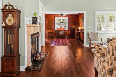 Well maintained single story townhome with a garage and walking on Shadowmoss Plantation Golf Club in South Carolina - for sale on GolfHomes.com, golf home, golf lot