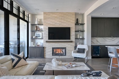 RARE CORNER UNIT WITH MOUNTAIN VIEWS!  This beautifully on Arizona Biltmore Golf and Country Club in Arizona - for sale on GolfHomes.com, golf home, golf lot